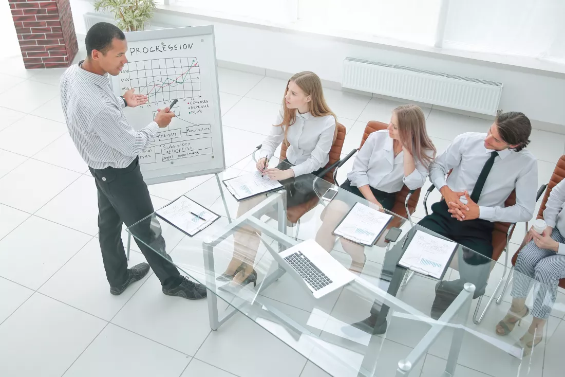 top-viewbusiness-team-presentation-new-financial-project